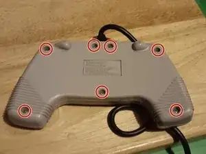 Disassembling Nintendo Entertainment System MAX Controller Cover