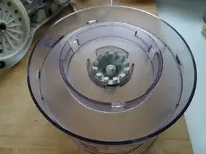 Braun multipractic K 3000 Vervang de driver op de universele kom