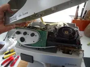 Saeco Vienna Sup 018 maalstenen vervangen.