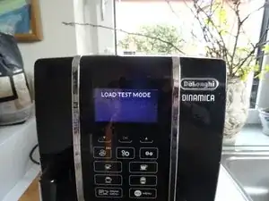 De testmodus van de DeLonghi ECAM 350.55 inschakelen