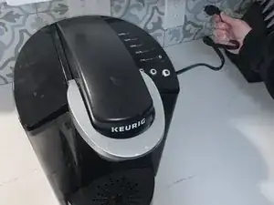 Een Keurig K-Klassiek Koffieapparaat ontstoppen