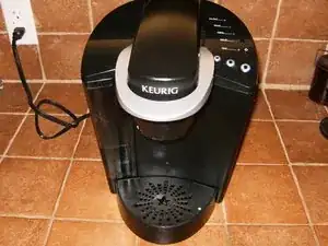Het openen en schoonmaken van een Keurig Koffiemachine