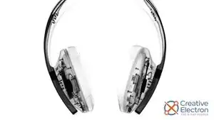 Ennnnn, nog meer—Bose's $380 <a href="../../home/external_content?url=https%3A//www.bose.com/en_us/products/headphones/noise_cancelling_headphones/noise-cancelling-headphones-700.html" rel="nofollow noopener noreferrer">NC 700</a>, die wat meer metaal bevat, helemaal in die glimmende hoofdband.