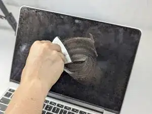 Removing the Anti-Glare Coating from a MacBook Pro Screen