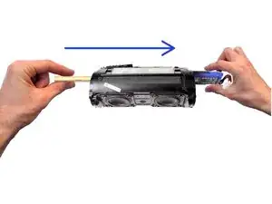 Battery (stucked - not possible to pull out)