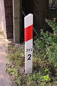 Poland highway=milestone distance=352.2