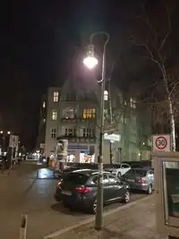 Schwanenhals mit Gusssockel mit 9-fl. Hängeleuchte BAMAG A11