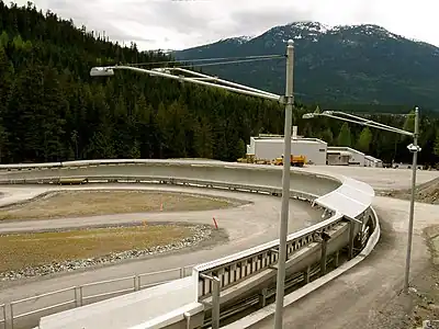 Français : Piste de bobsleigh à Whitsler où se déroulera les JO de 2010
